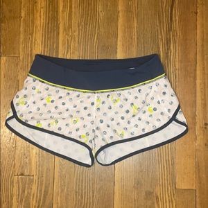 Lululemon Run Speed Short 4 Way Stretch 2.5” Sz 8